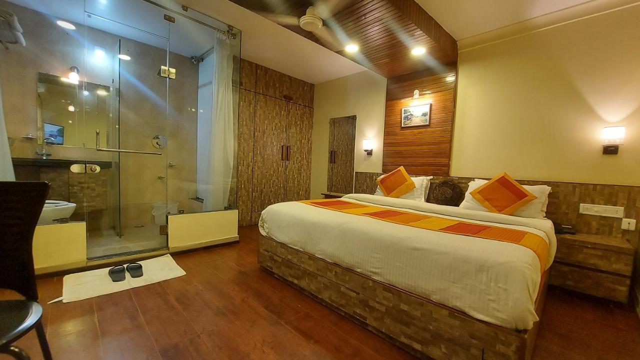 Shaleen Elegance Homestay Nakki Lake 400 Meters Mount Abu Dış mekan fotoğraf