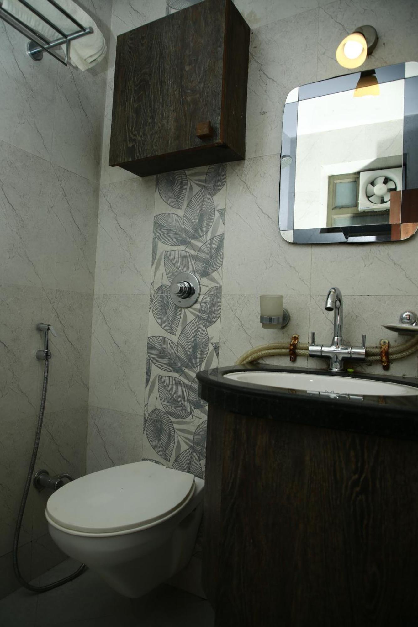 Shaleen Elegance Homestay Nakki Lake 400 Meters Mount Abu Dış mekan fotoğraf