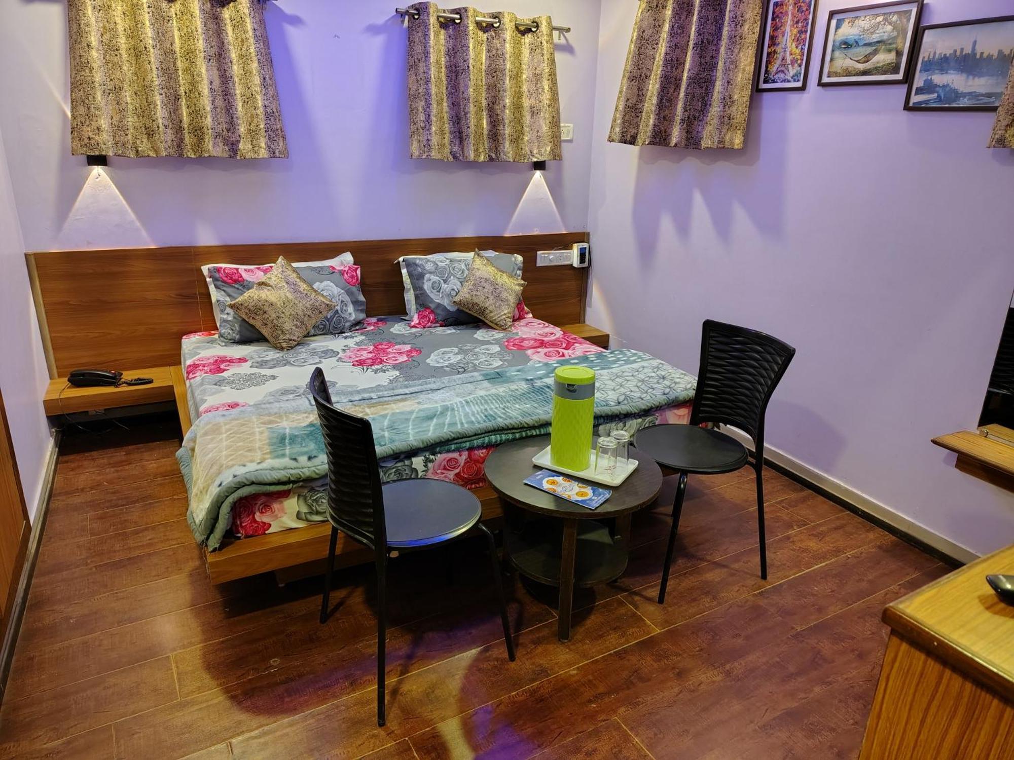Shaleen Elegance Homestay Nakki Lake 400 Meters Mount Abu Dış mekan fotoğraf
