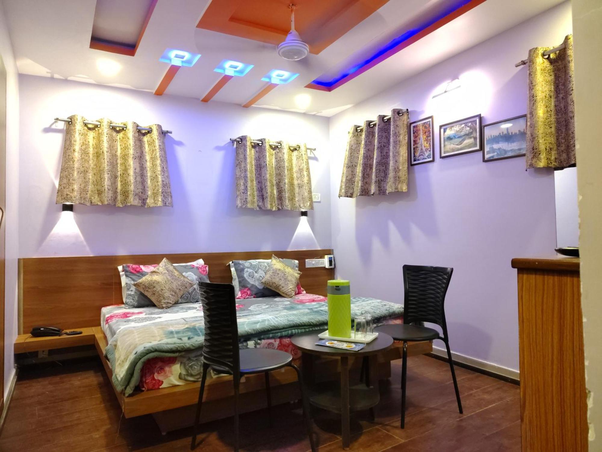 Shaleen Elegance Homestay Nakki Lake 400 Meters Mount Abu Dış mekan fotoğraf